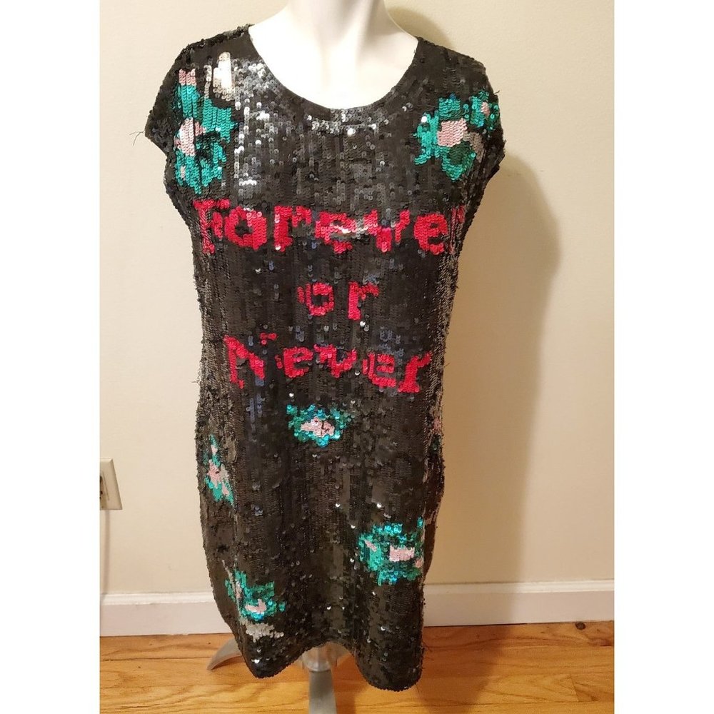 Twin-Set by Simona Barbieri Cute Graphic Sequin Shift Dress M